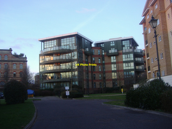 Photo 6"x4" Wyatt Drive, Harrods Village Barnes c2011