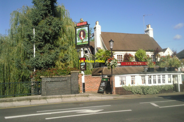 Photo 6"x4" The Royal Oak, Worton Road, Isleworth Isleworth c2010