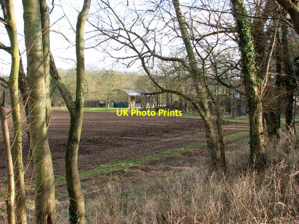 Photo 6"x4" Dutch Barn at Dungate Farm Balsam c2011