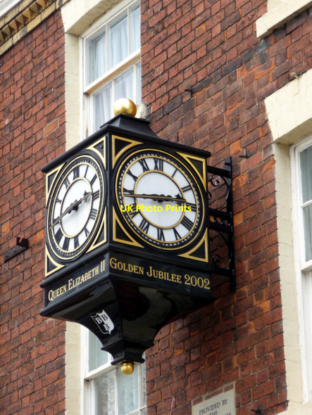 Photo 6"x4" Elizabeth II Golden Jubilee Clock 2002, Bridlington Bridlington c2009