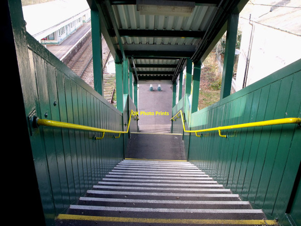 Photo 6"x4" Steps on the down platform, Eridge, East Sussex Eridge Green c2011