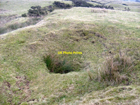 Photo 6"x4" Denny Muir, lime burning pit Banton\/NS7579 c2011