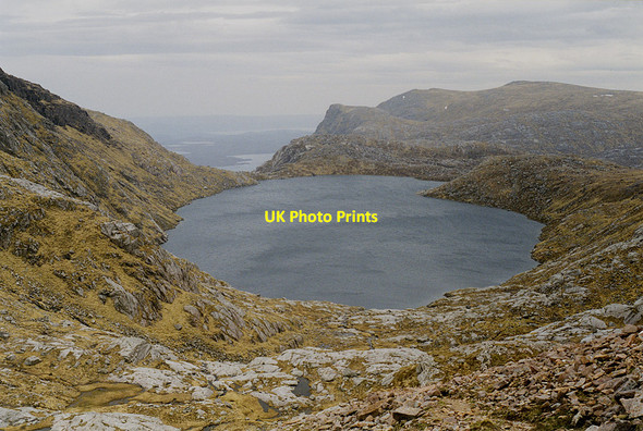 Photo 6"x4" Fuar Loch M\u00c3\u00b2r, from the col to the south east Ruadh Stac M\u00f2r c1999