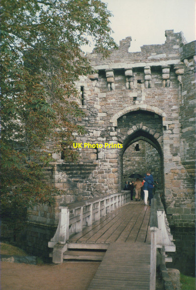 Photo 6"x4" Entrance to Beaumaris Castle Beaumaris c1986