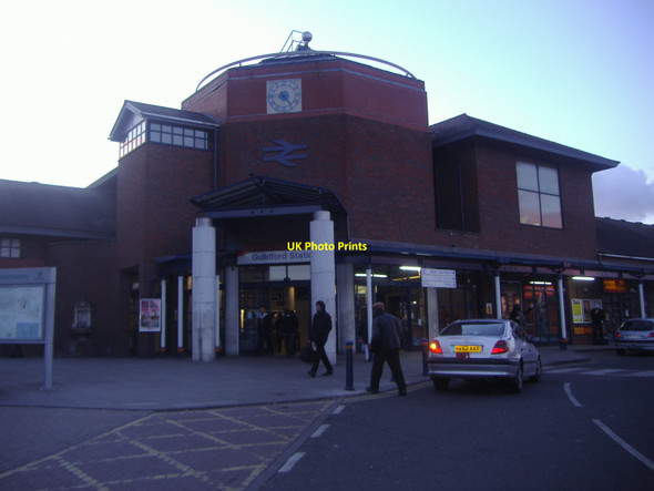 Photo 6"x4" Guildford station Guildford c2009