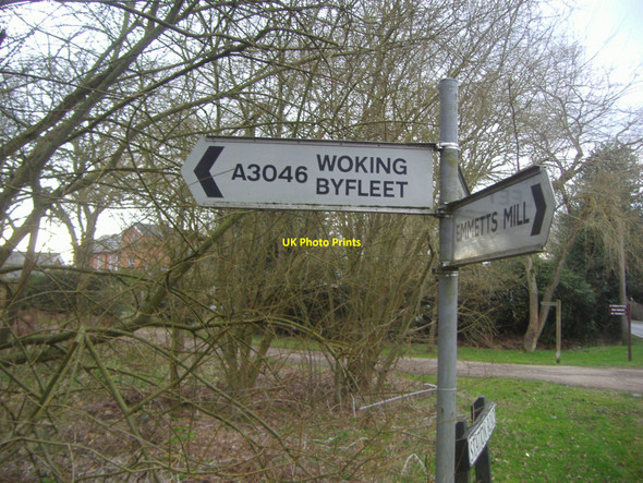 Photo 6"x4" Fingerposts on A3046, Chobham Mimbridge c2009
