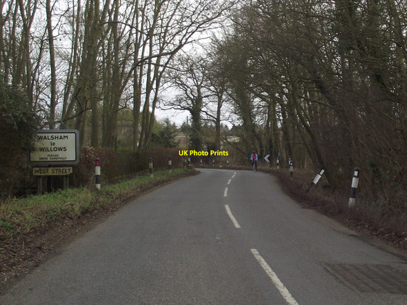 Photo 6"x4" Entering Walsham Le Willows West Street\/TL9870 c2011