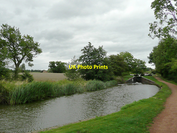 Photo 6"x4" Worcester and Birmingham Canal at Tardebigge Locks Upper Gambolds c2010