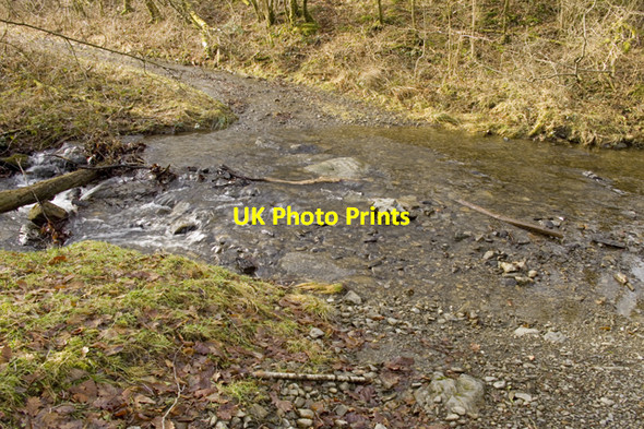 Photo 6"x4" Ford over Dale Park Beck Force Mills c2011