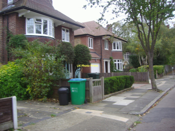 Photo 6"x4" Houses on Parkgate Gardens, East Sheen Richmond\/TQ1874 c2008