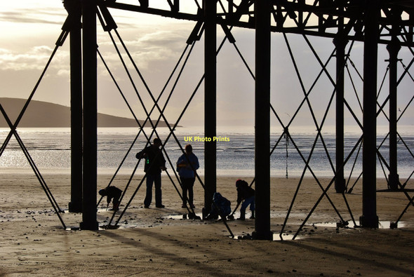 Photo 6"x4" Weston-Super-Mare: Fun under the Pier Weston-super-Mare c2011