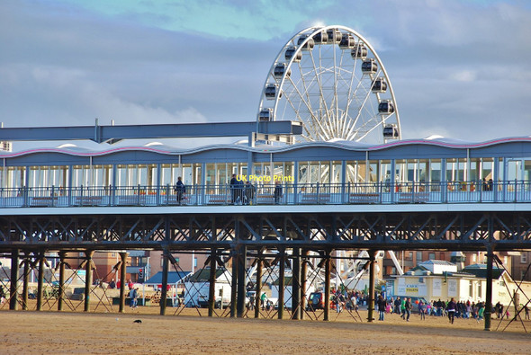 Photo 6"x4" Weston-Super-Mare: Pier, Beach and Observation Wheel Weston-super-Mare c2011