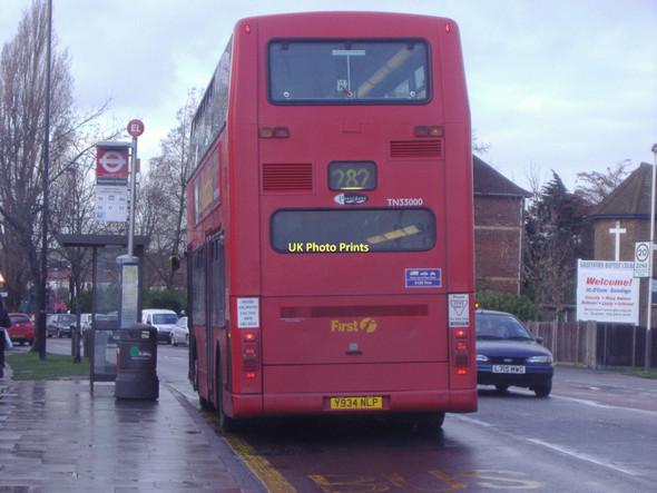 Photo 6"x4" 282 bus at stop on Ruislip Road Greenford\/TQ1382 c2009