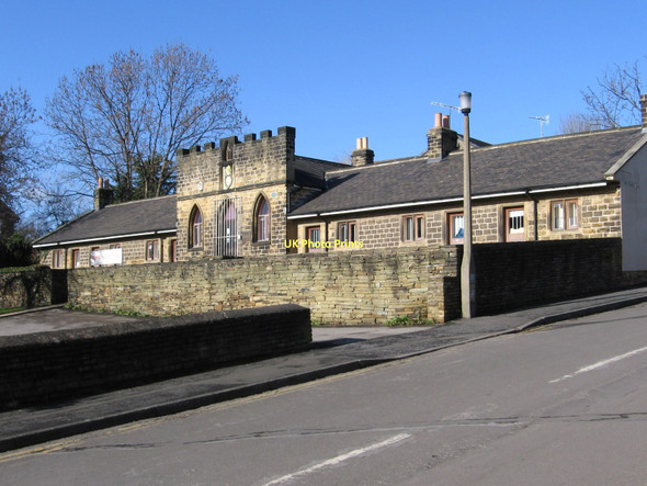 Photo 6"x4" Chapeltown - almshouses Chapeltown\/SK3596 c2011