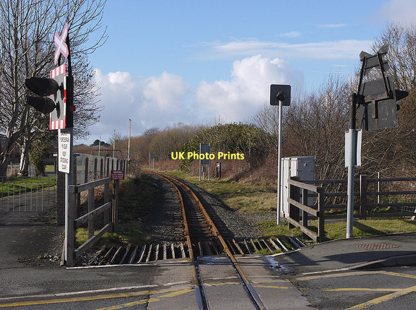 Photo 6"x4" Llanbadarn level crossing Aberystwyth c2011