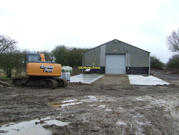 Photo 6"x4" Farm Building Naughton c2011