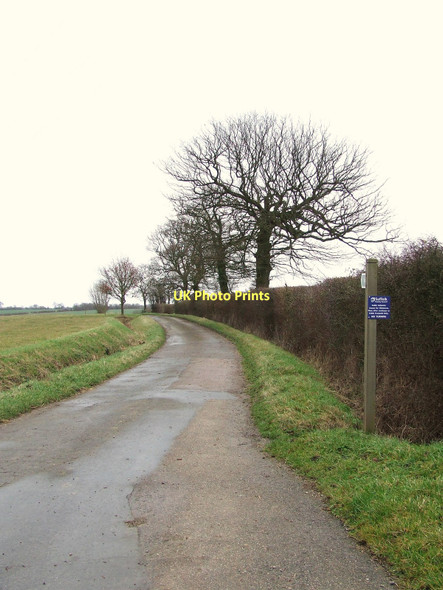 Photo 6"x4" Minor Road Naughton c2011
