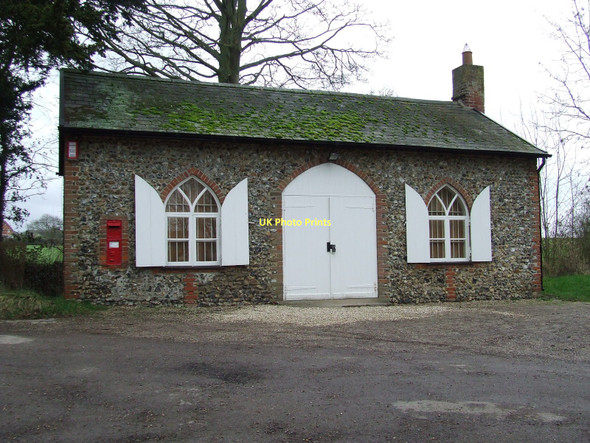 Photo 6"x4" Old Building Nedging c2011
