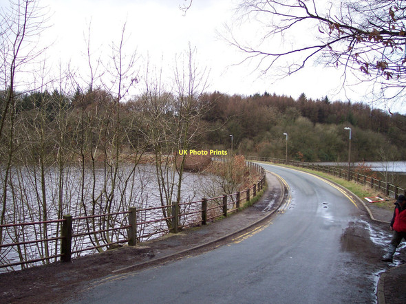 Photo 6"x4" The road causeway on Wayoh Reservoir Edge Fold\/SD7218 c2011