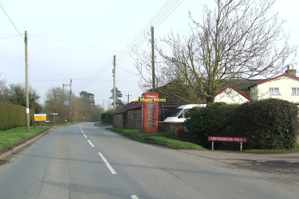 Photo 6"x4" Approaching The Crossroads Broad Green\/TL7859 c2011