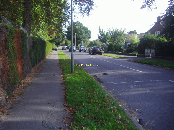 Photo 6"x4" Cromwell Road, Worcester Park Old Malden c2008