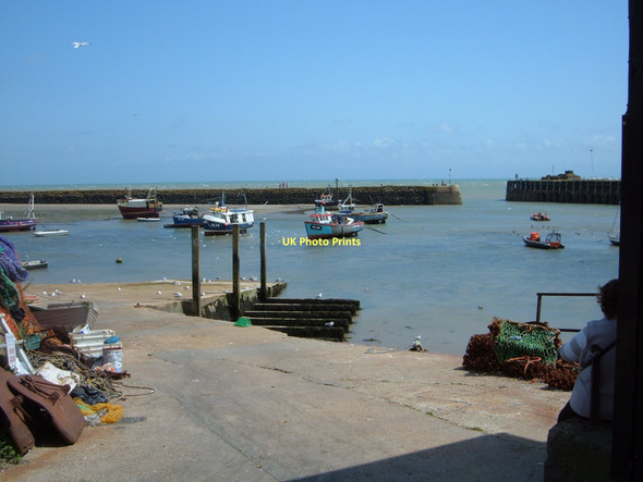 Photo 6"x4" Folkestone harbour Folkestone c2009