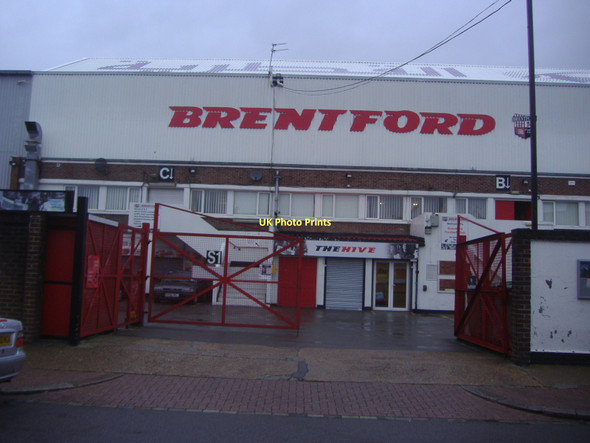 Photo 6"x4" Brentford Football Club entrance, Braemar Road Brentford c2008