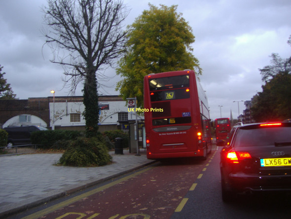 Photo 6"x4" Traffic on London Road, Brentford Brentford c2008