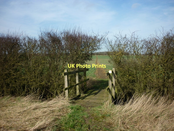 Photo 6"x4" A footpath to the north of Howsham Howsham\/TA0404 c2011