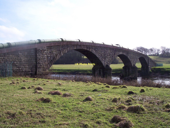 Photo 6"x4" Aqueduct over the River Ribble Brockhall Village c2011