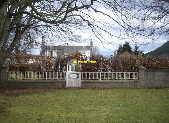 Photo 6"x4" The Auld Manse, Ballater Ballater c2011