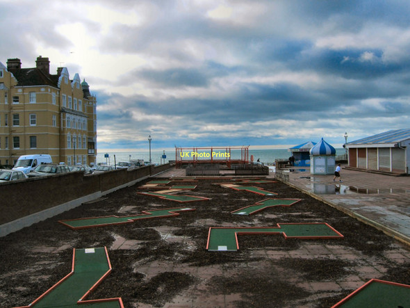 Photo 6"x4" Miniature Golf, Hove Hove c2011