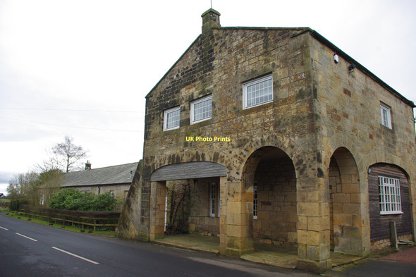 Photo 6"x4" The Old School House Belsay c2011