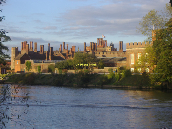 Photo 6"x4" Side wing of Hampton Court palace Surbiton c2010