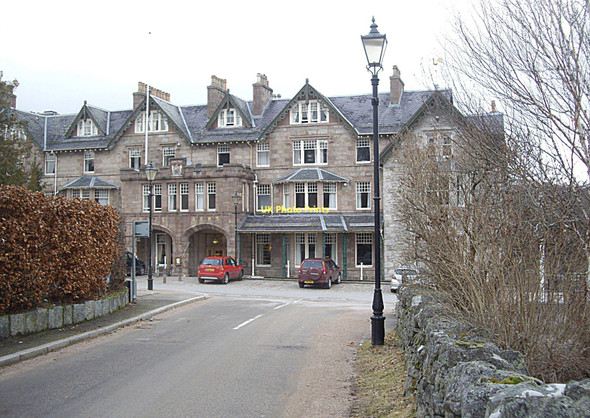 Photo 6"x4" Fife Arms Hotel Castleton\/NO1591 c2011
