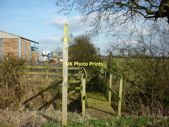 Photo 6"x4" A footpath to the north of Laytham Laytham c2011