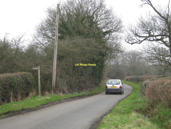 Photo 6"x4" Crabmill Lane, footpath to Druids Lane Bateman's Green c2011