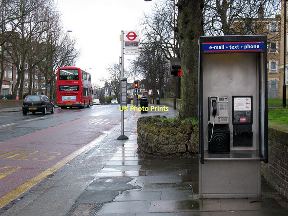 Photo 6"x4" Bus stop and phone on Charlton Road Greenwich\/TQ3977 c2011