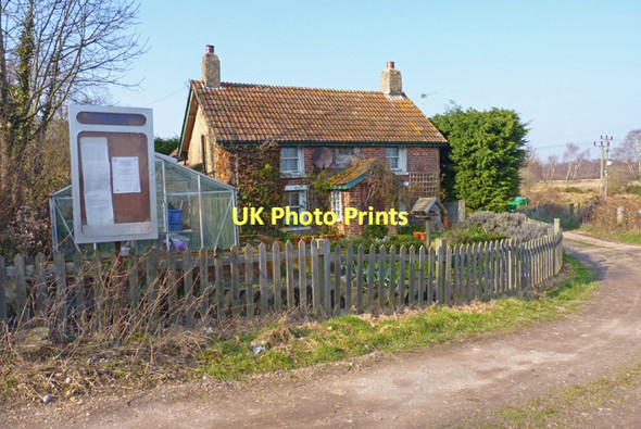 Photo 6"x4" Old Cottage by Coward's Marsh Christchurch\/SZ1592 c2011