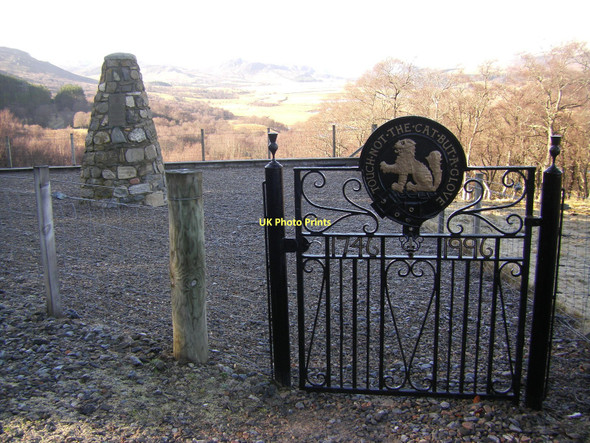 Photo 6"x4" Gate, Clan MacPherson Memorial Cairn Etteridge c2011