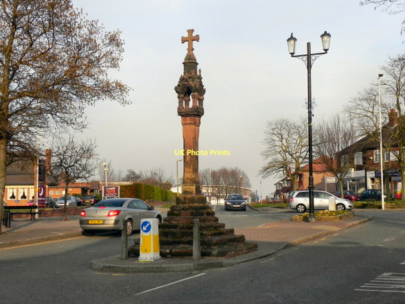 Photo 6"x4" Bromborough Cross Bebington c2011