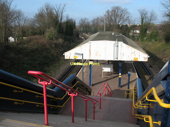 Photo 6"x4" Sutton Common Station: steps Sutton\/TQ2564 c2011