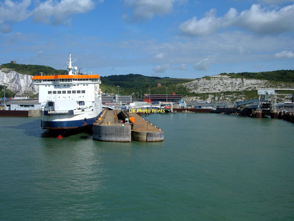 Photo 6"x4" Port of Dover, Eastern Docks Dover\/TR3141 c2008