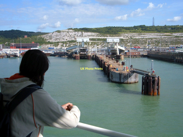 Photo 6"x4" Port of Dover, Eastern Docks Dover\/TR3141 c2008 P1