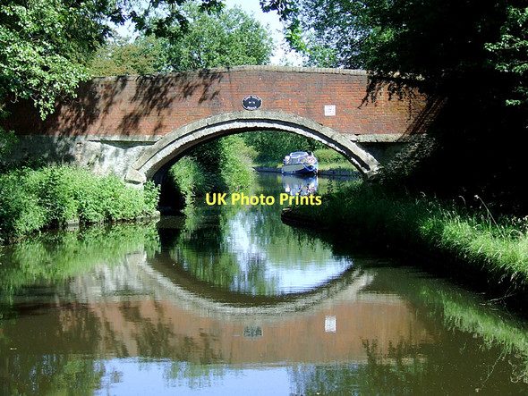 Photo 6"x4" Long Moll's Bridge near Calf Heath, Staffordshire Calf Heath c2010