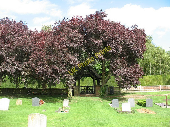 Photo 6"x4" Hunsdonbury lower churchyard - lych gate Hunsdonbury c2009