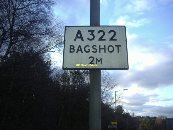 Photo 6"x4" Pre-Worboys route confirmation sign, A322 Lightwater Donkey Town c2009