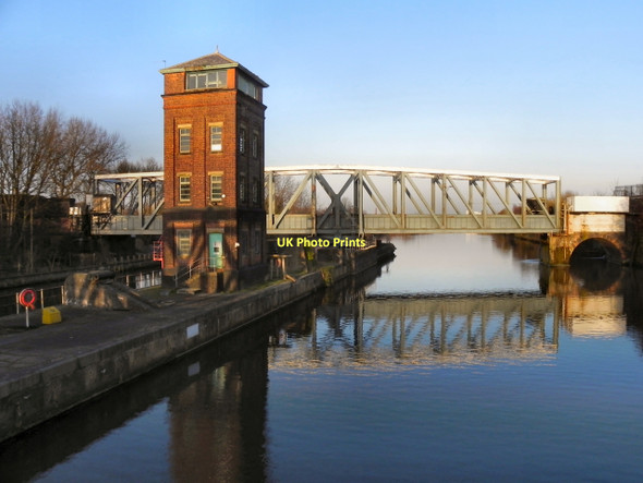 Photo 6"x4" Manchester Ship Canal, Barton Swing Aqueduct Eccles\/SJ7798 c2011