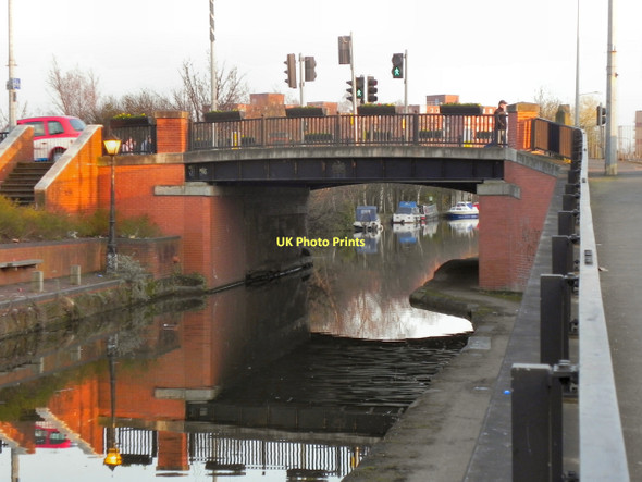 Photo 6"x4" Bridgewater Canal, Liverpool Road Bridge Eccles\/SJ7798 c2011