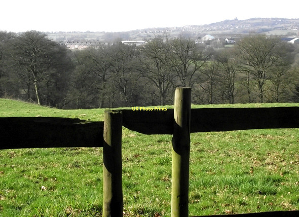 Photo 6"x4" View over the fields Biddulph c2011